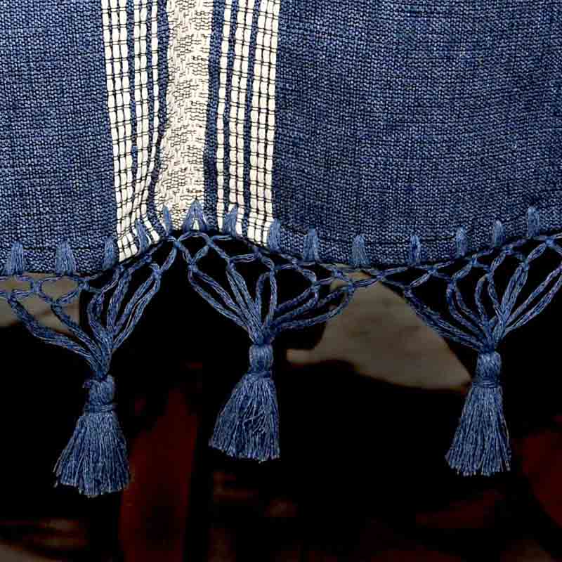 Mantel Redondo Color Azul Pavo. 100 % algodón. Hecho a Mano. Fleco